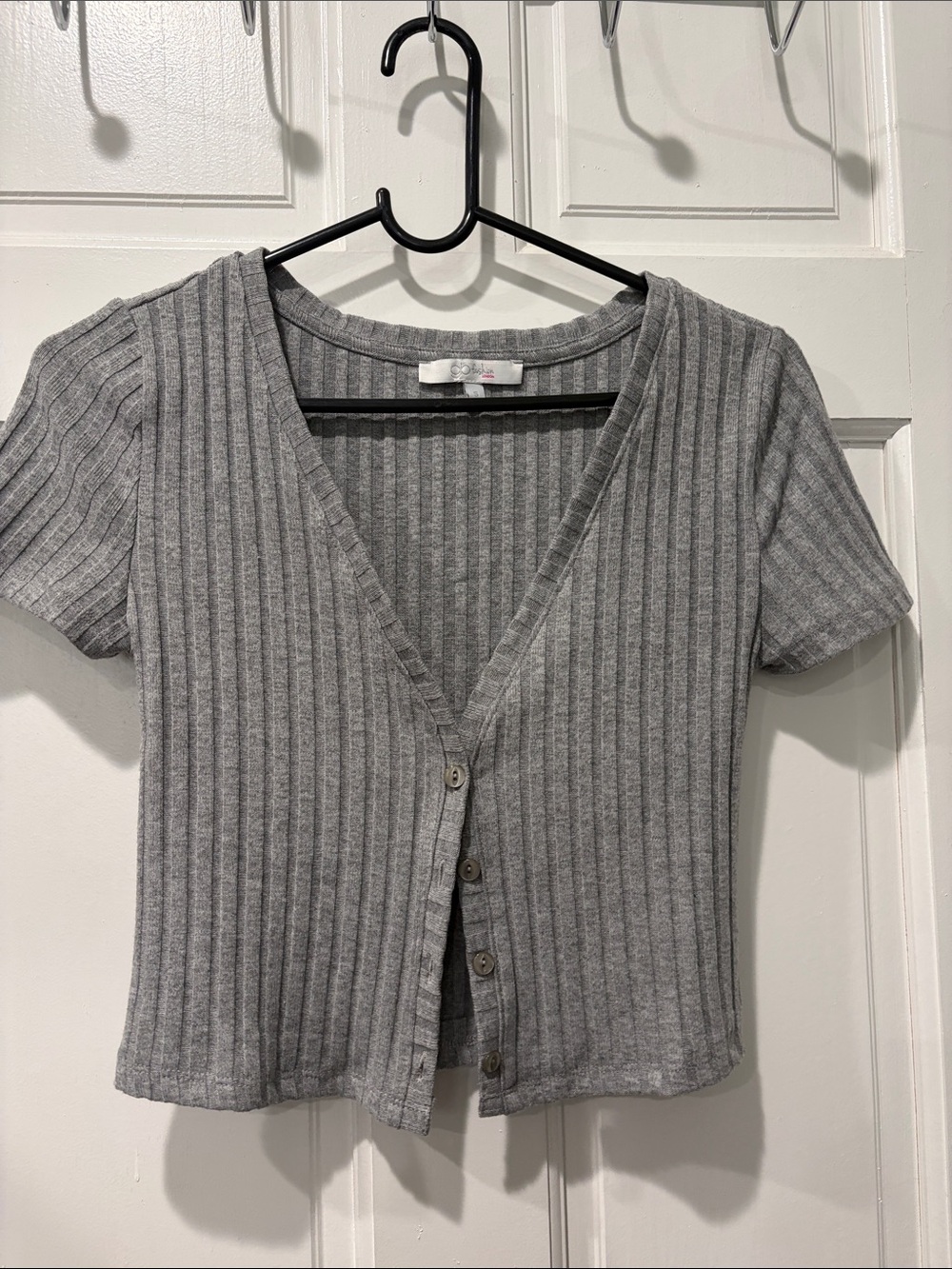Ribbed V-Neck Button Front Crop Top - Gray